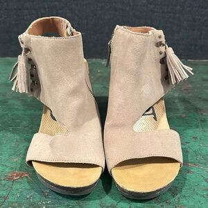 OTBT Beige Open-Toe Ankle Booties
